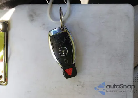 2017 Mercedes-Benz Glc 300 из США, поврежденный, VIN WDC0G4JB8HF132896